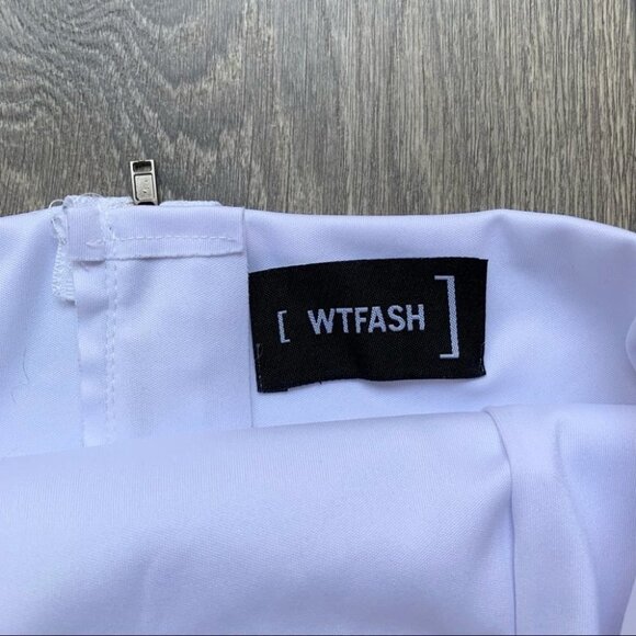 Women's Tube Top Bandeau Tie up front Cropped sleeveless Satin White Small - Picture 7 of 13